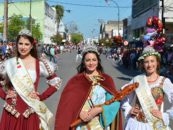 Culmina La Fiesta Provincial Del Inmigrante Con La Elecci N De La